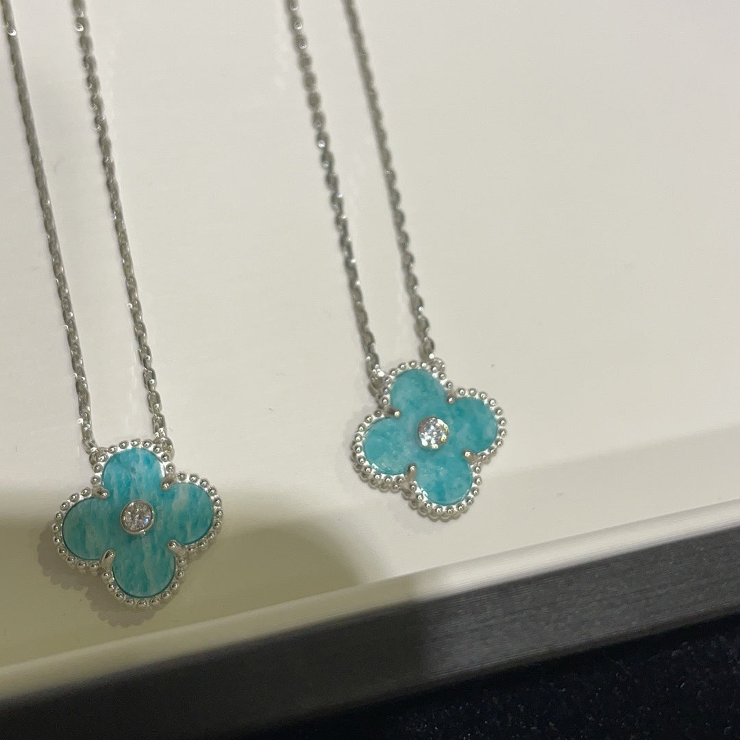 [Luxery]CLOVER 15MM DIAMOND SVRES PORCELAIN  NECKLACE SILVER