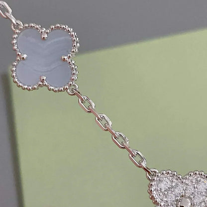 [Luxery] CLOVER 5 MOTIF PURPLE CHALCEDONY BRACELET COLLECTION