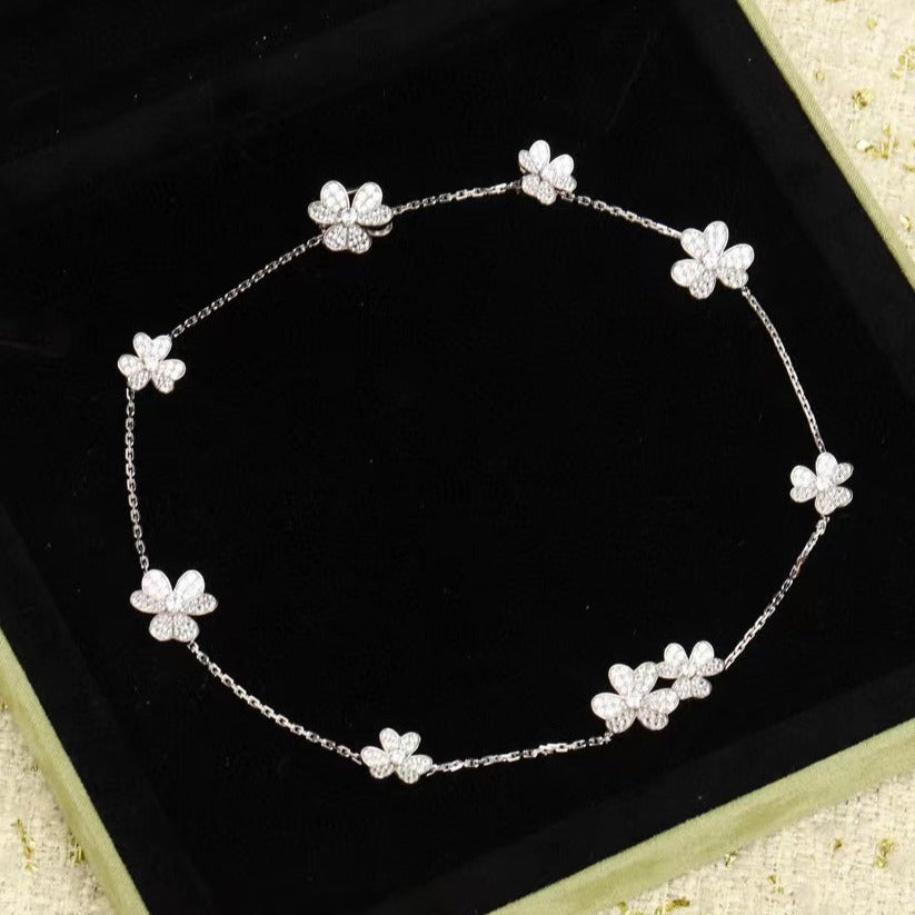 [Luxery]FRIVOLE SILVER 9 FLOWERS NECKLACE