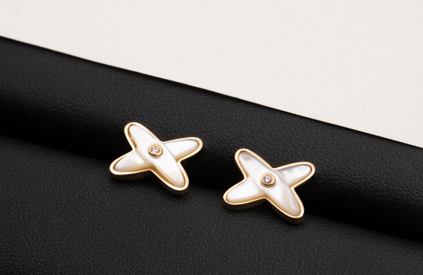 [Luxery]JEUX DE WHITE MOP ROSE GOLD DIAMOND EARRINGS