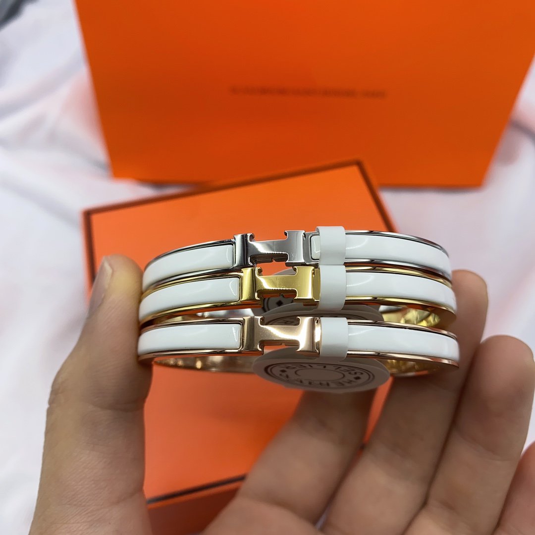 [Luxery]CLASSIC HM CLIC WHITE 8MM ENAMEL BRACELET