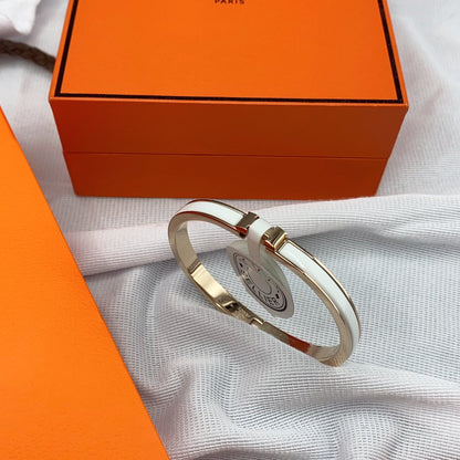 [Luxery]CLASSIC HM CLIC WHITE 8MM ENAMEL BRACELET