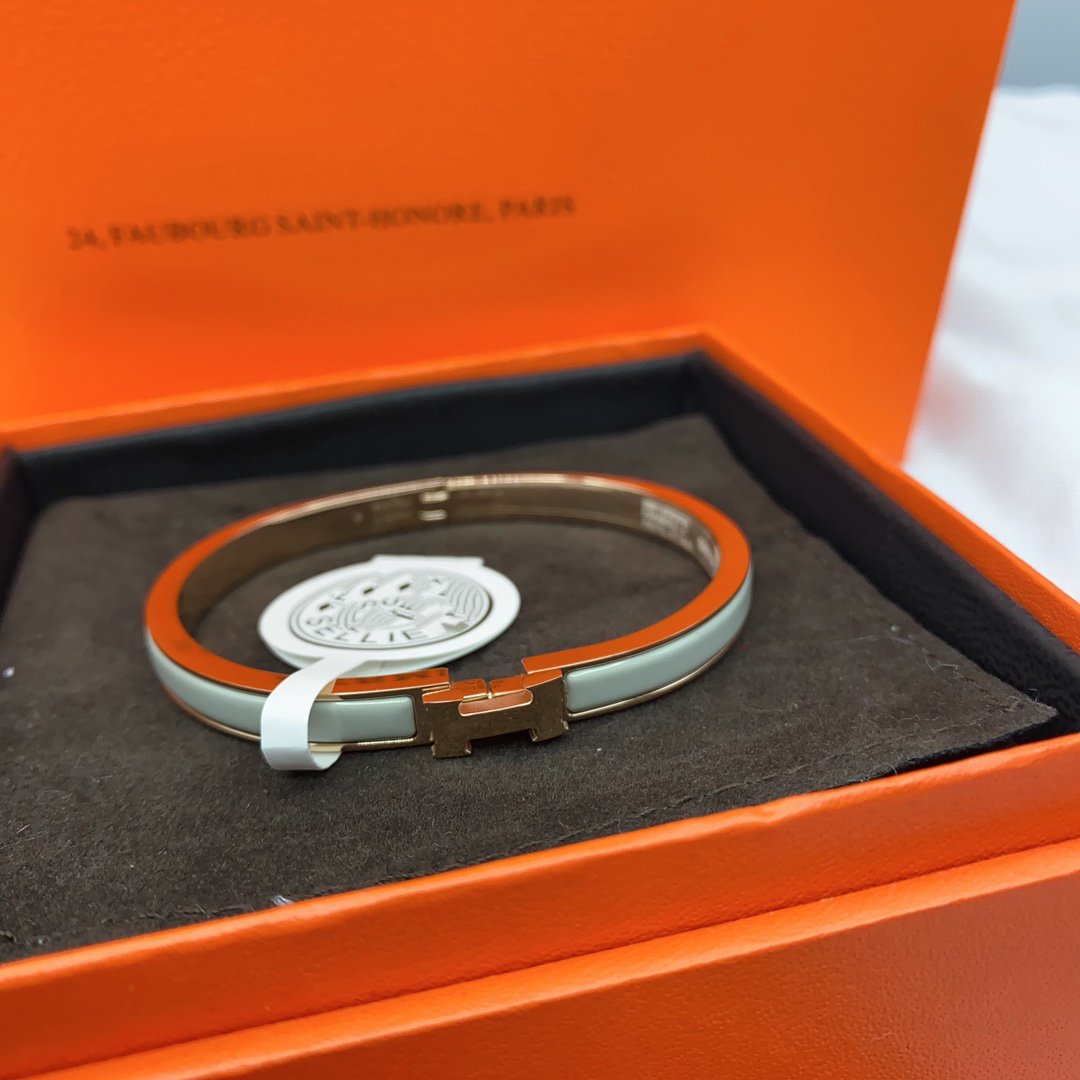 [Luxery]CLASSIC HM CLIC GREEN 8MM ENAMEL BRACELET