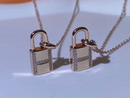 [Luxery]HM ADVANCED NICHE LOCK HEAD NECKLACE DIAMONDS