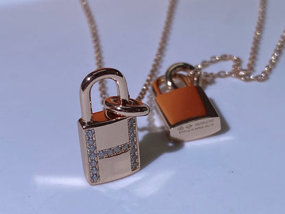 [Luxery]HM ADVANCED NICHE LOCK HEAD NECKLACE DIAMONDS