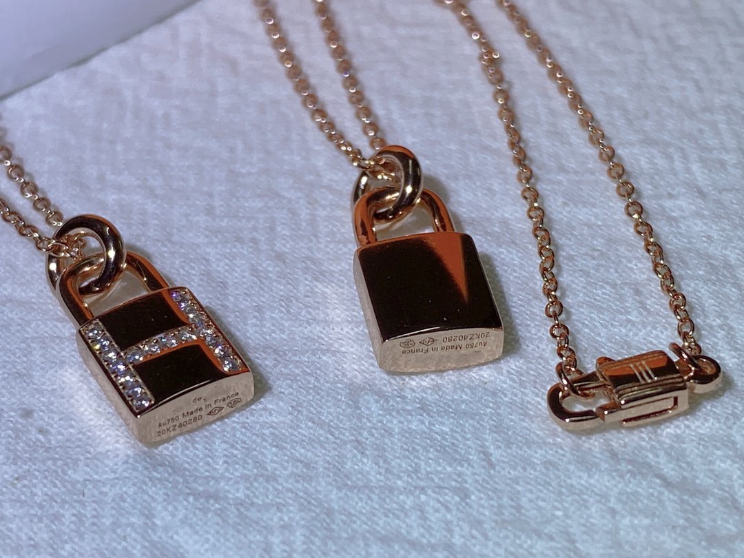 [Luxery]HM ADVANCED NICHE LOCK HEAD NECKLACE DIAMONDS
