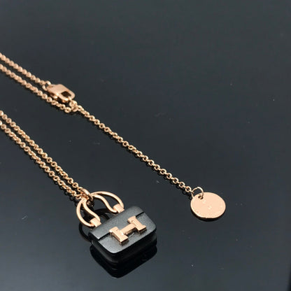 [Luxery]WOMEN'S HM AMULETTES CONSTANCE PENDANT NECKLACE