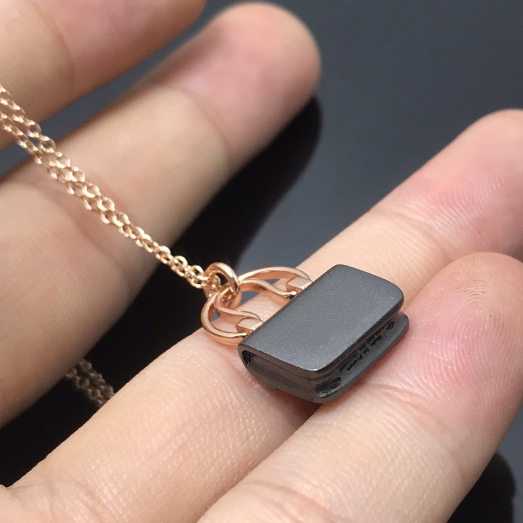 [Luxery]WOMEN'S HM AMULETTES CONSTANCE PENDANT NECKLACE