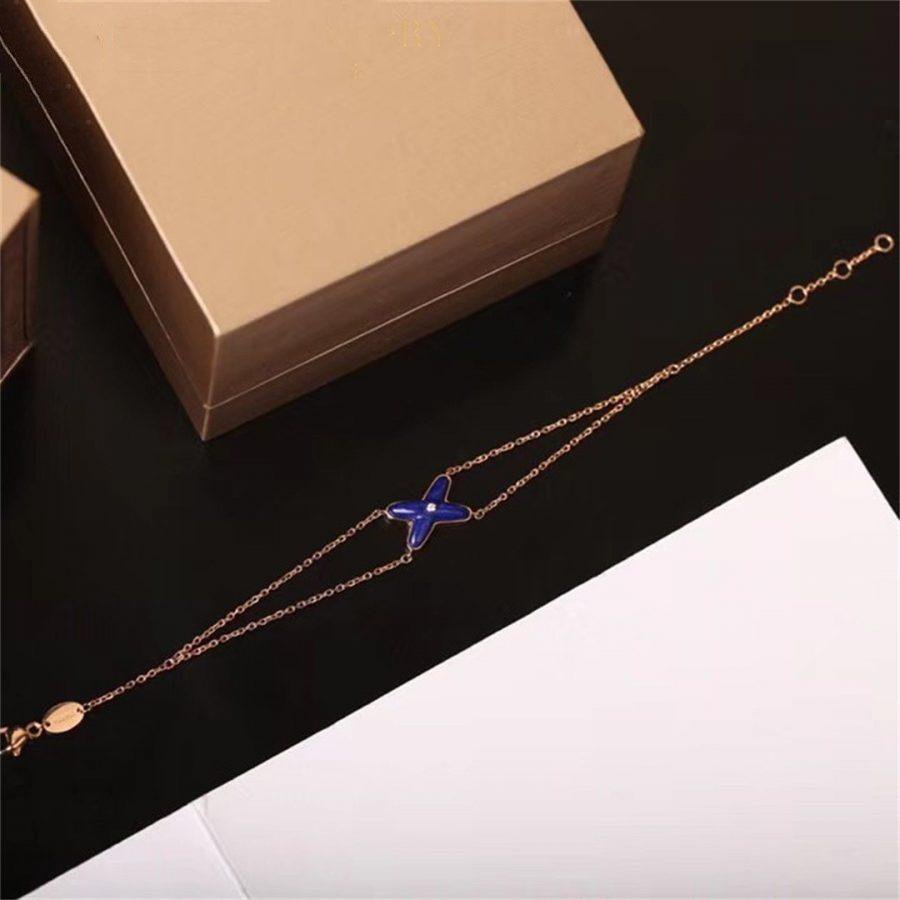 [Luxery]Hollow Design Four-Leaf Clover Flower Shape Ring