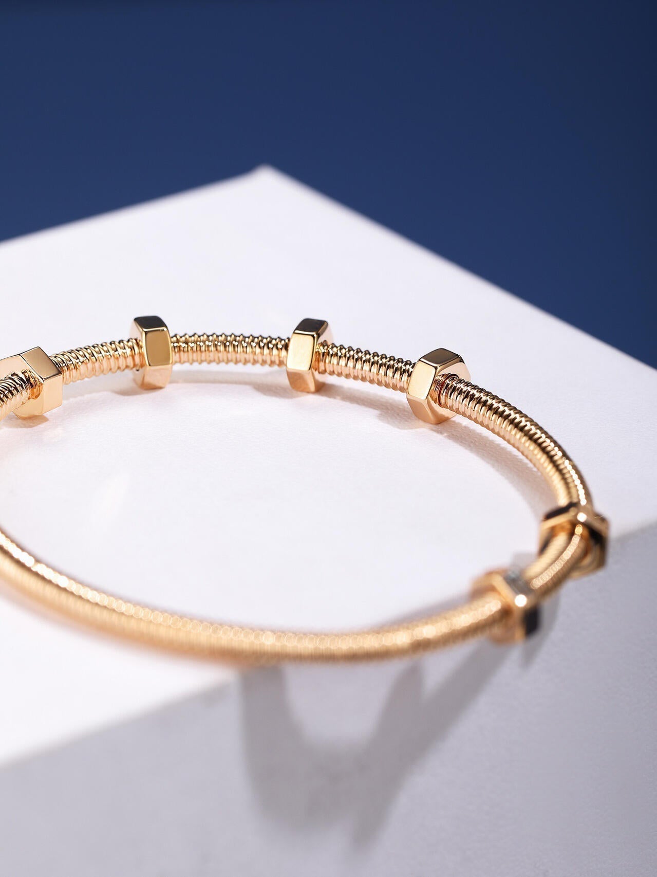 [Luxery jewelrys]CT THREADED BRACELET