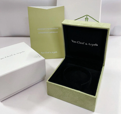 [Luxery]CLOVER 15MM LASER NECKLACE AND BOX