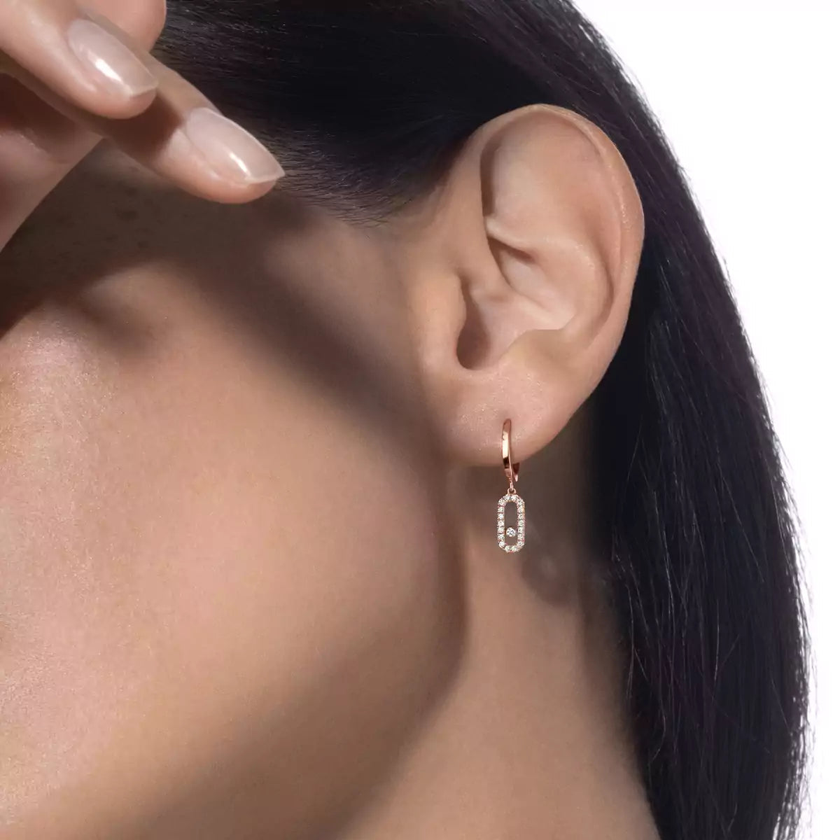 [Luxery]Move Uno Single Diamond Hoop Earring