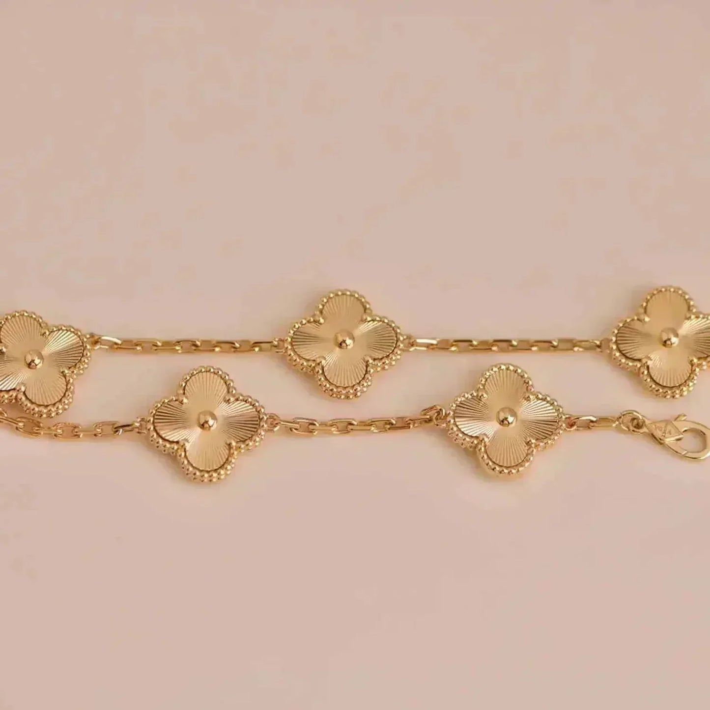 [Luxery] CLOVER 5 MOTIF LASER BRACELET COLLECTION
