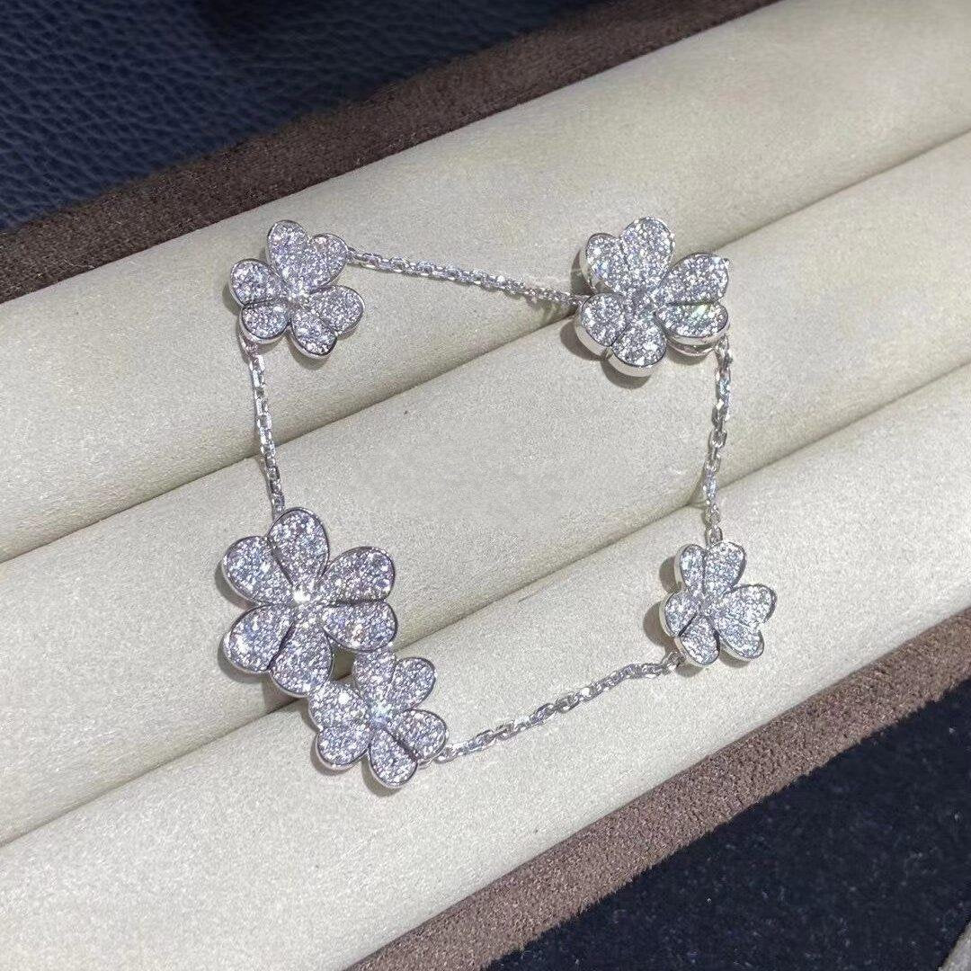 [Luxery]FRIVOLE SILVER 5 FLOWERS BRACELET