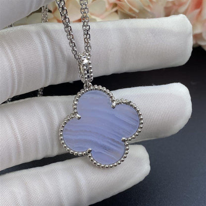 [Luxery]CLOVER SILVER CHALCEDONY BIG CLOVER NECKLACE