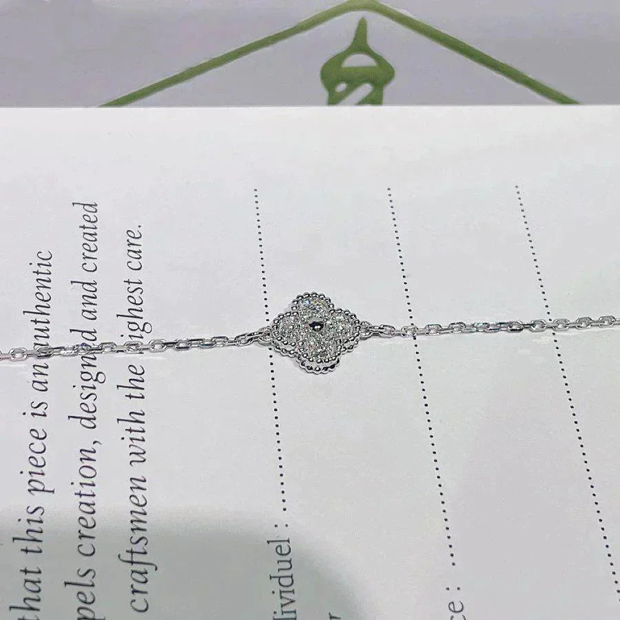 [Luxery]CLOVER  SINGLE FLOWER BRACELET SILVER