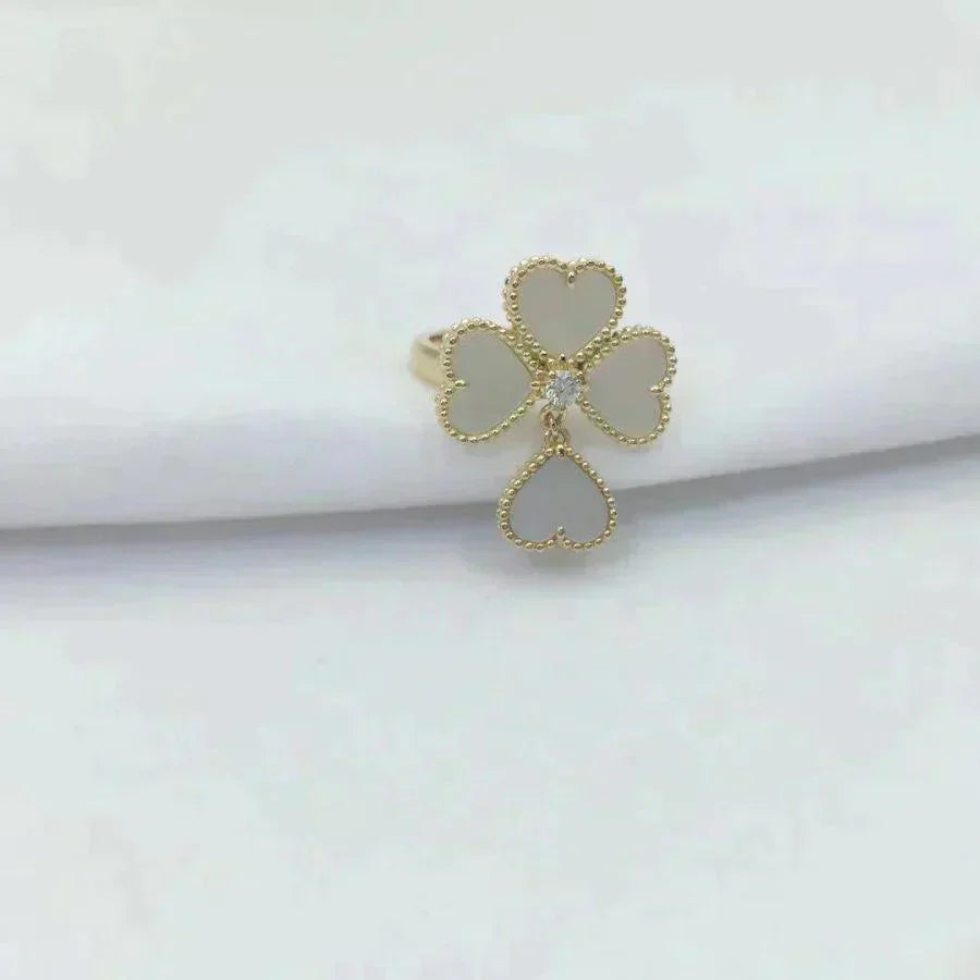 [Luxery]SWEET CLOVER WHITE MOP RING