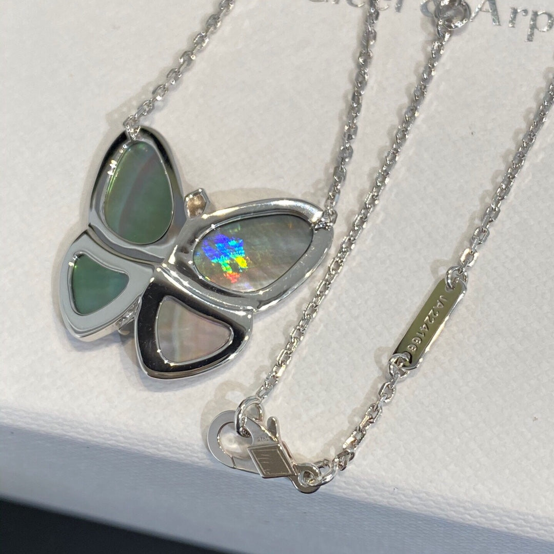 [Luxery]LARGE BUTTERFLY SILVER PENDANT DIAMOND NECKLACE