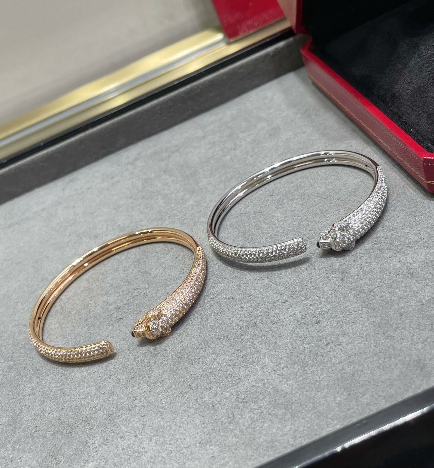 [Luxery]PANTHERE FULL DIAMOND OPEN BRACELET