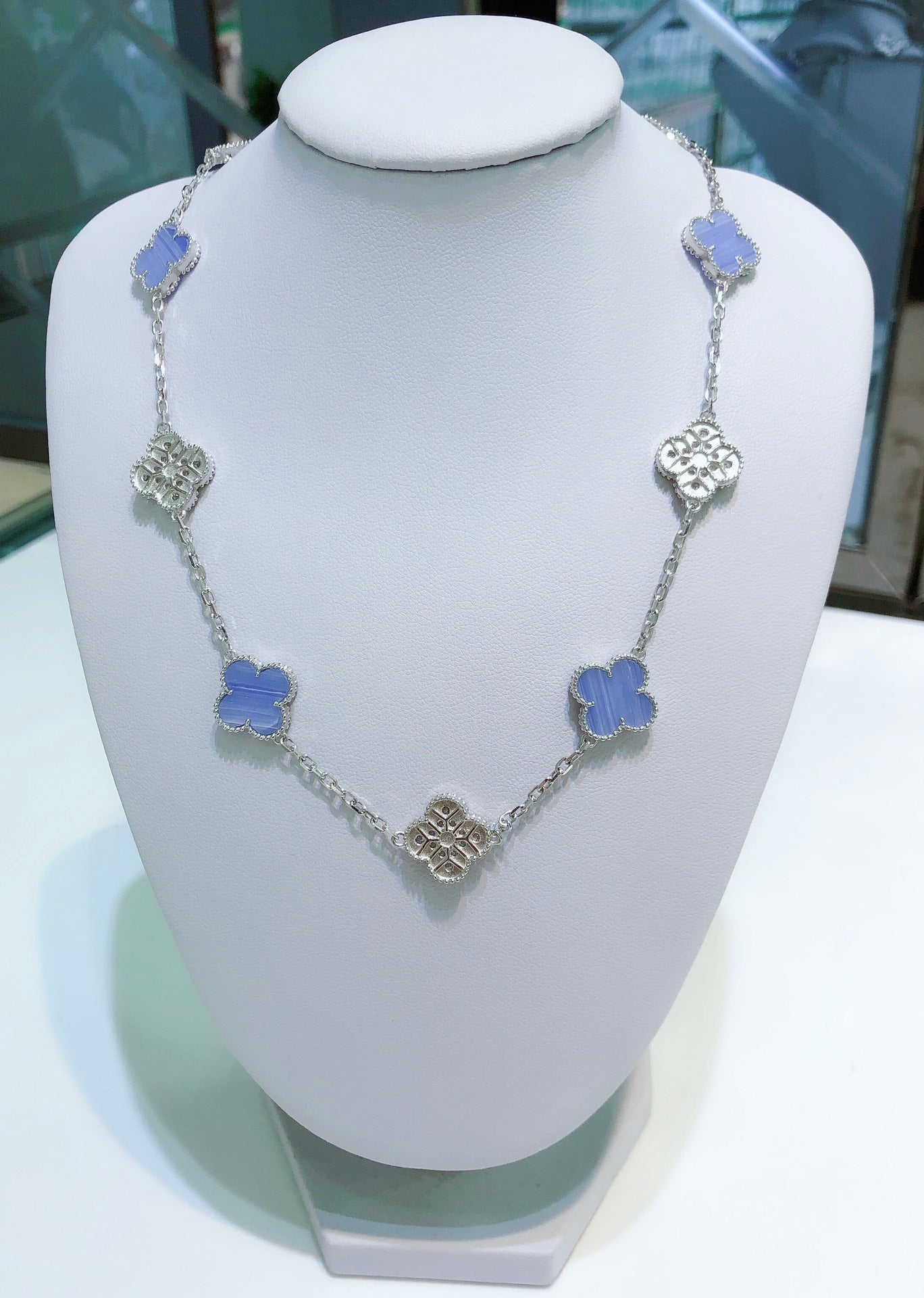 [Luxery]CLOVER 10 MOTIFS CHALCEDONY DIAMONDS SILVER NECKLACE